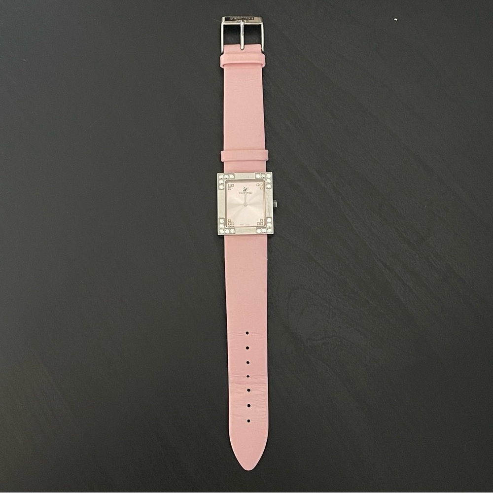 Swarovski Women's Watch Crystal Accents Light Pink Strap Vintage - Picture 2 of 14